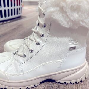 UGG White Fur-Trim Winter Lace-Up Boots